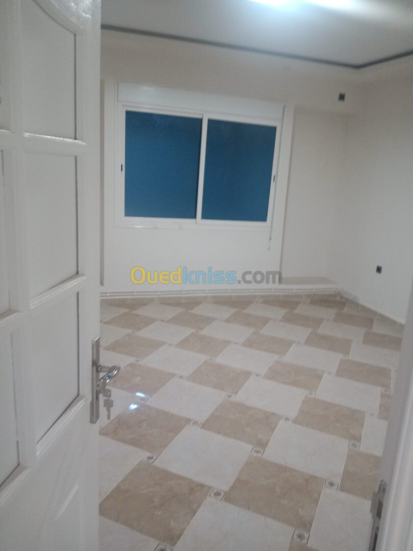 Location Appartement F4 Tlemcen Tlemcen