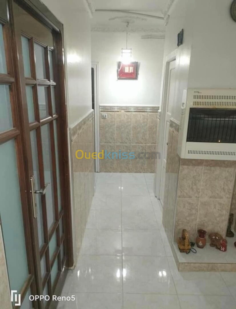 Vente Appartement F3 Annaba Sidi amar