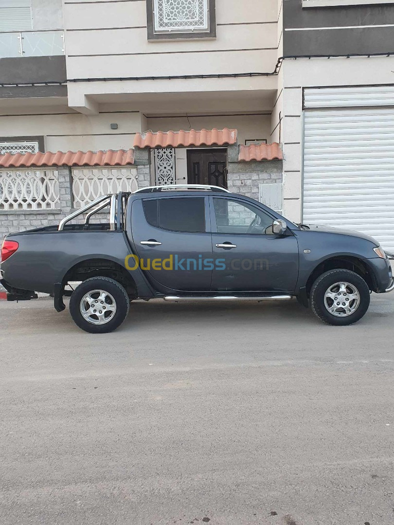 Mitsubishi L200 2010 