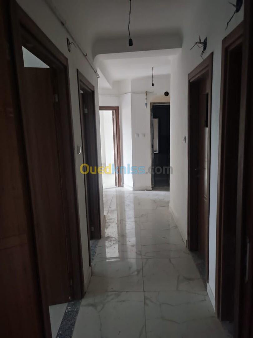 Vente Appartement F3 Blida Soumaa