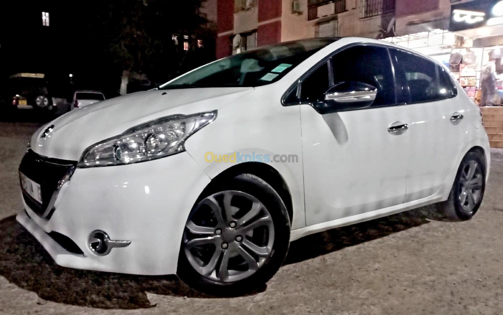 Peugeot 208 2014 Allure