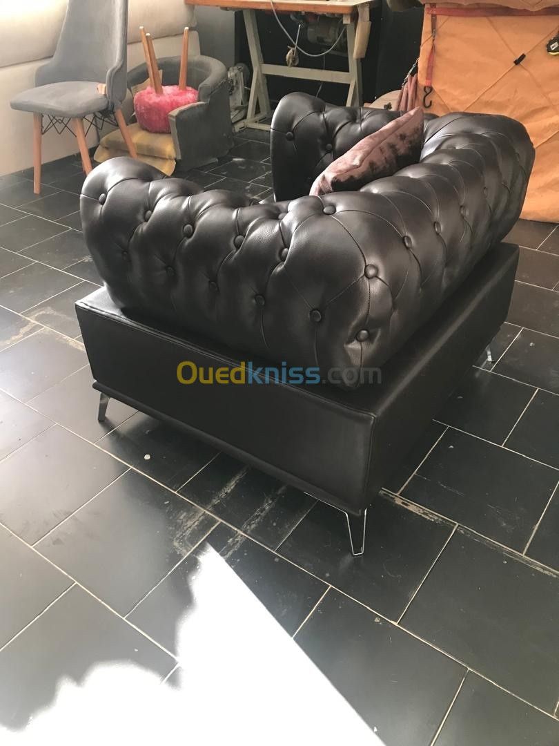 Fauteuil capitonné