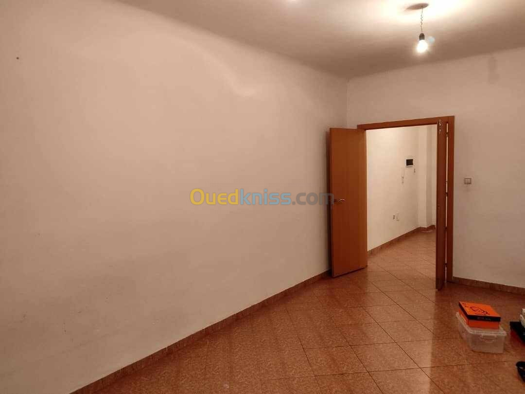 Location Appartement F3 Boumerdès Thenia