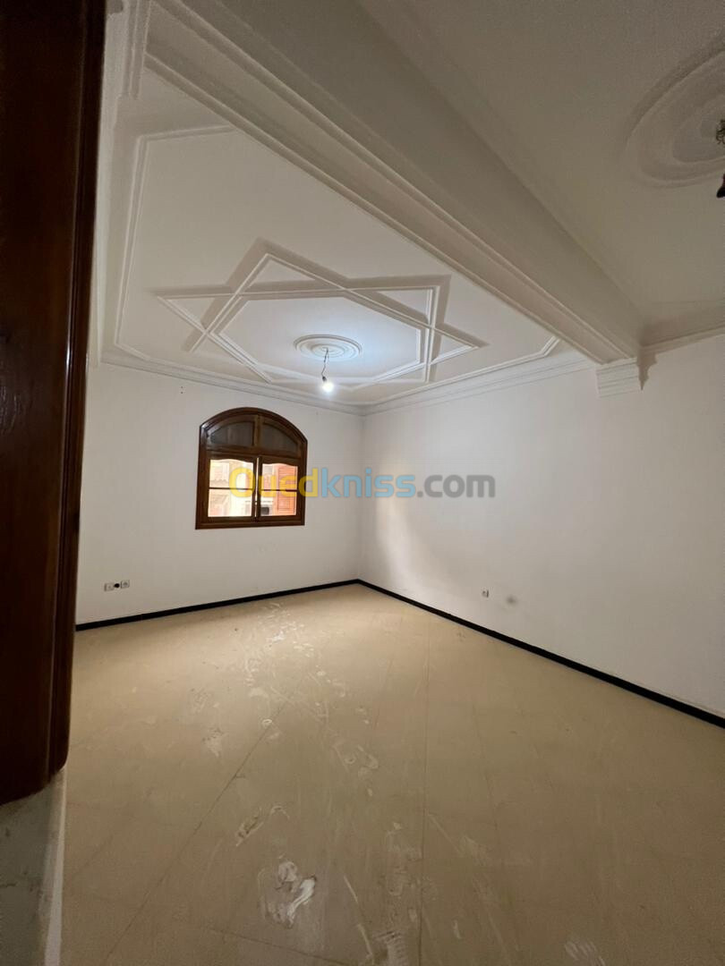 Location Niveau De Villa F3 Alger El achour