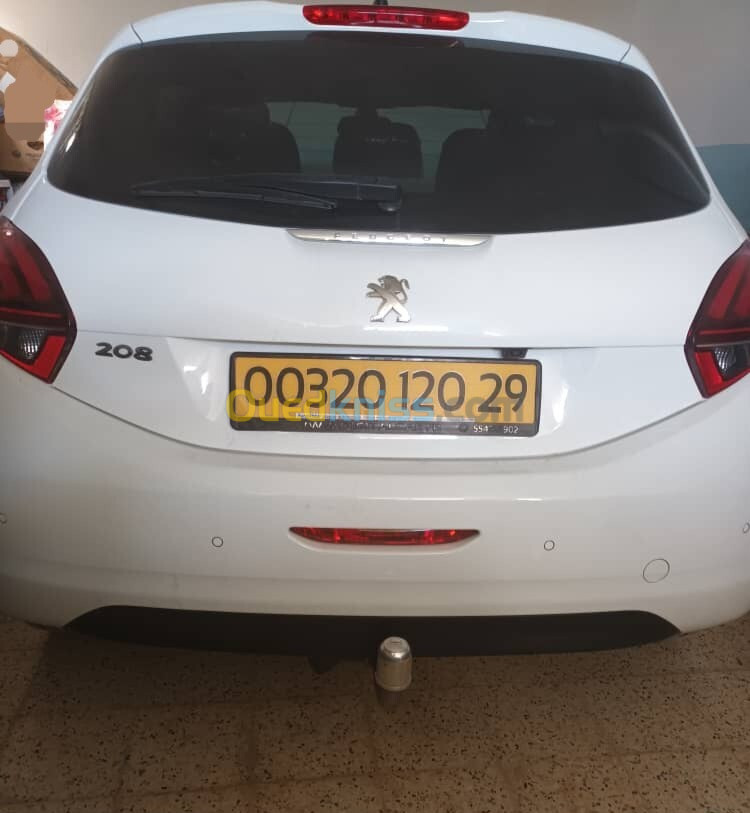 Peugeot 208 2020 