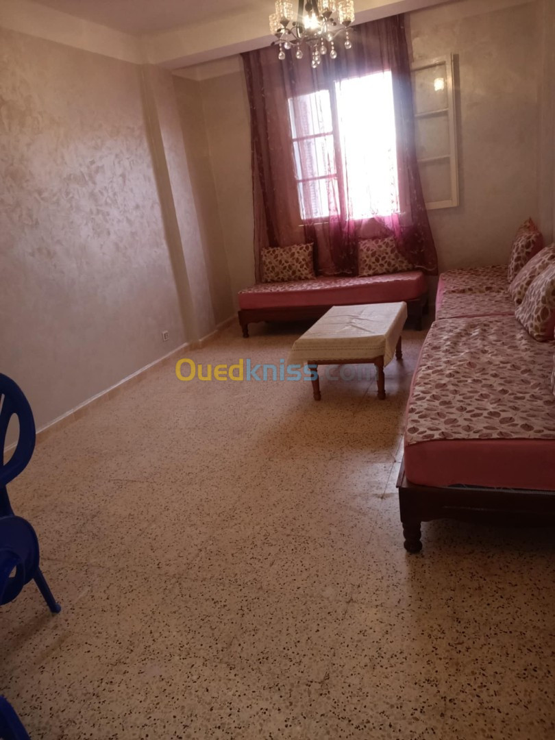 Location vacances Appartement F3 Aïn Témouchent Beni saf