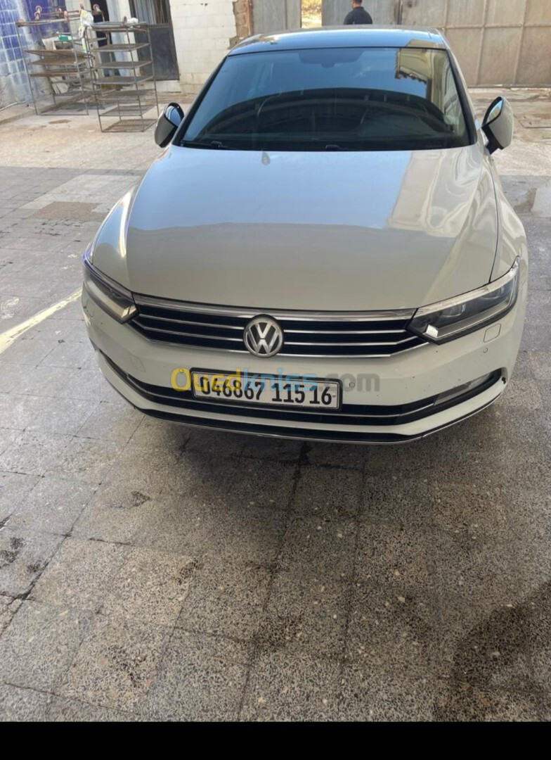 Volkswagen Passat 2015 CARAT