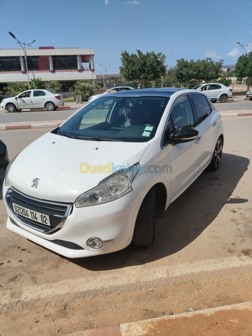 Peugeot 208 2014 Allure