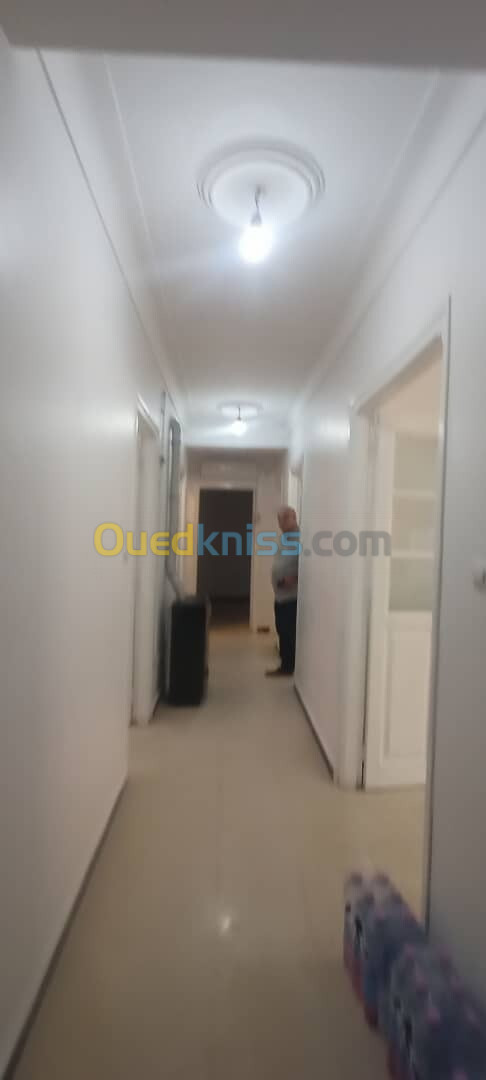 Location Appartement F4 Alger Birkhadem