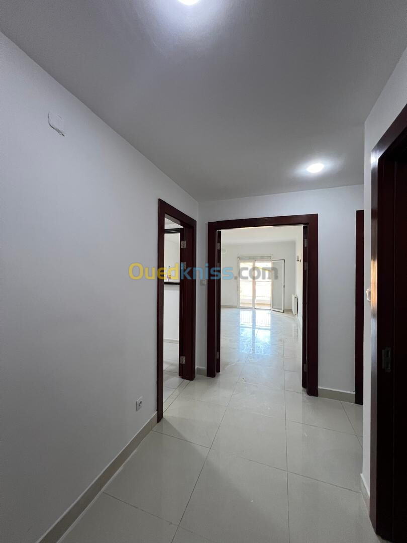 Location Appartement F4 Alger Cheraga