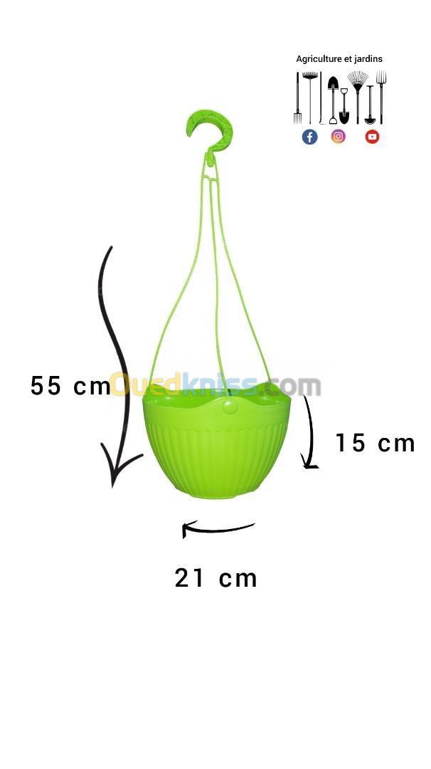 Pot suspendu أصيص معلق