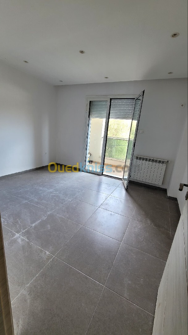 Location Appartement F4 Alger El achour