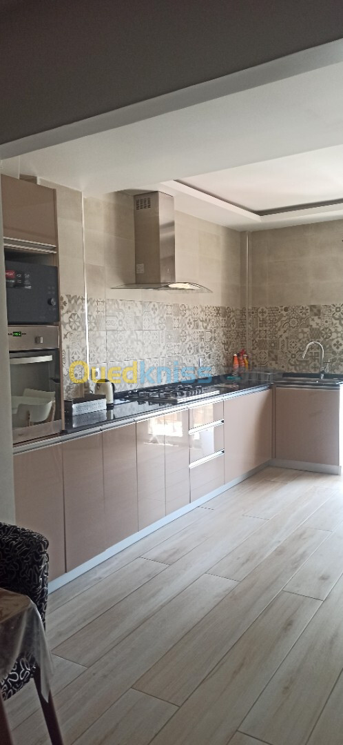 Location vacances Appartement F3 Alger Birkhadem