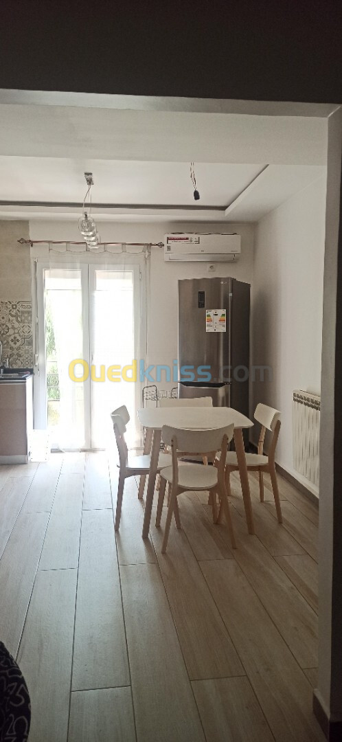 Location vacances Appartement F3 Alger Birkhadem