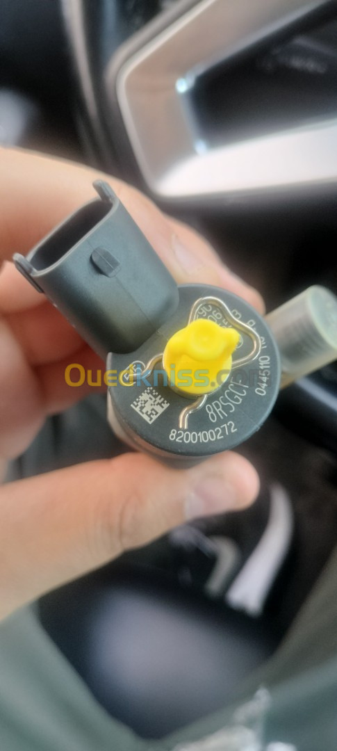 Injecteur 1.9 dci