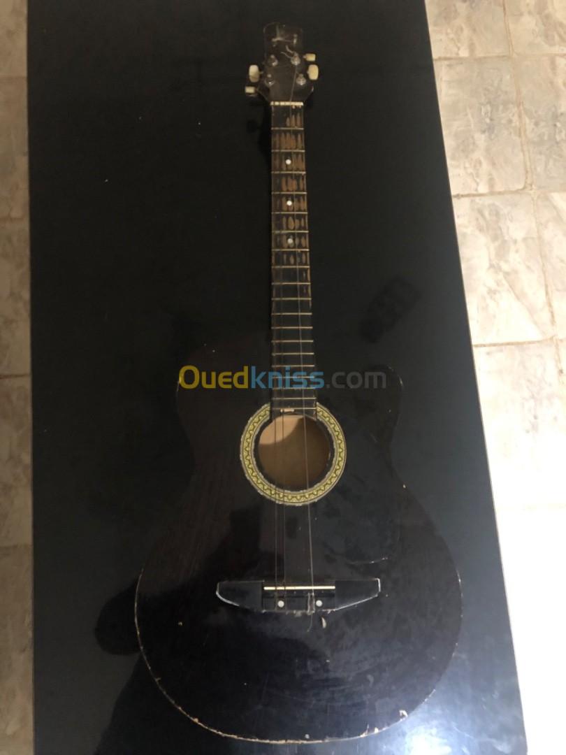 Guitare acoustique 