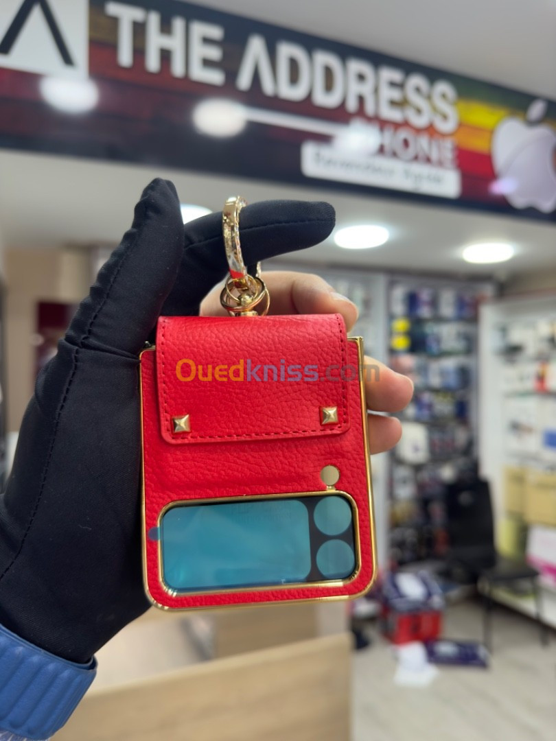 Pochette ouedkniss on sale