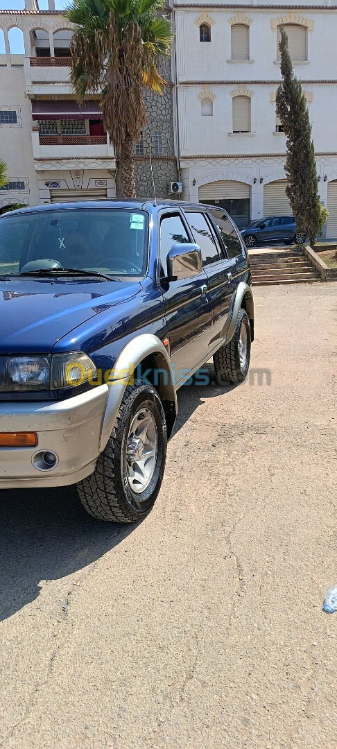 Mitsubishi Pajero 4x4 2000 Pajero 4x4