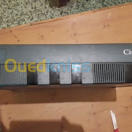  Routeur cisco 4000 series 