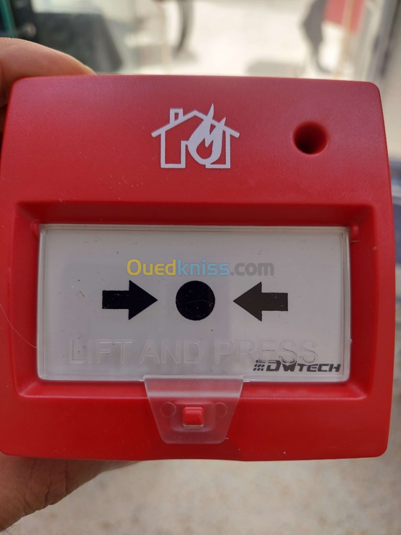 Bouton Brise de Glase ANTI INCENDIE DMTECH