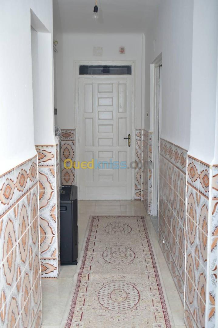 Location vacances Appartement F3 Batna Oued chaaba