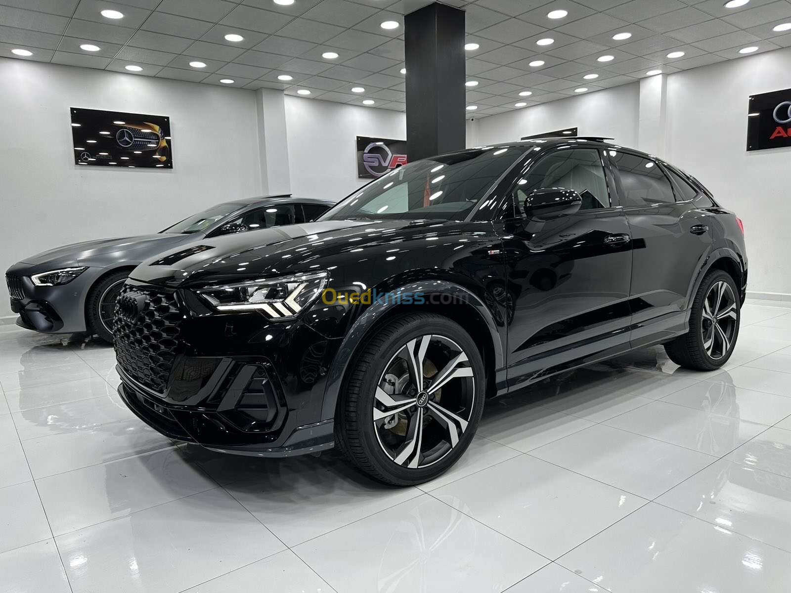 Audi Q3 2024 SLINE BLACK EDITION