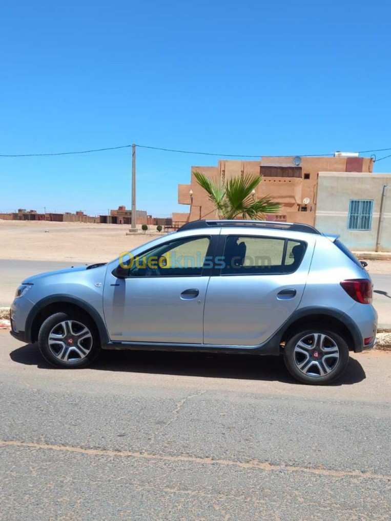 Dacia Sandero 2021 Stepway PRIVILEGE