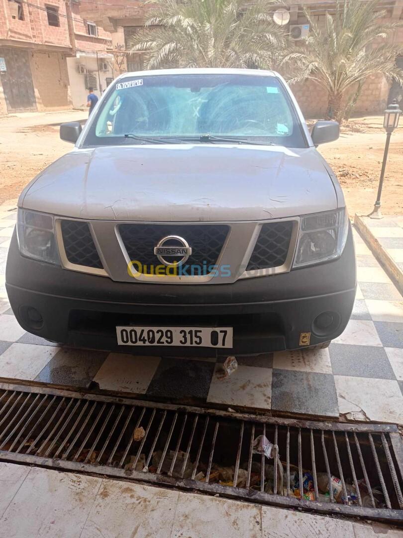 Nissan Navara 2015 Simple Cabine