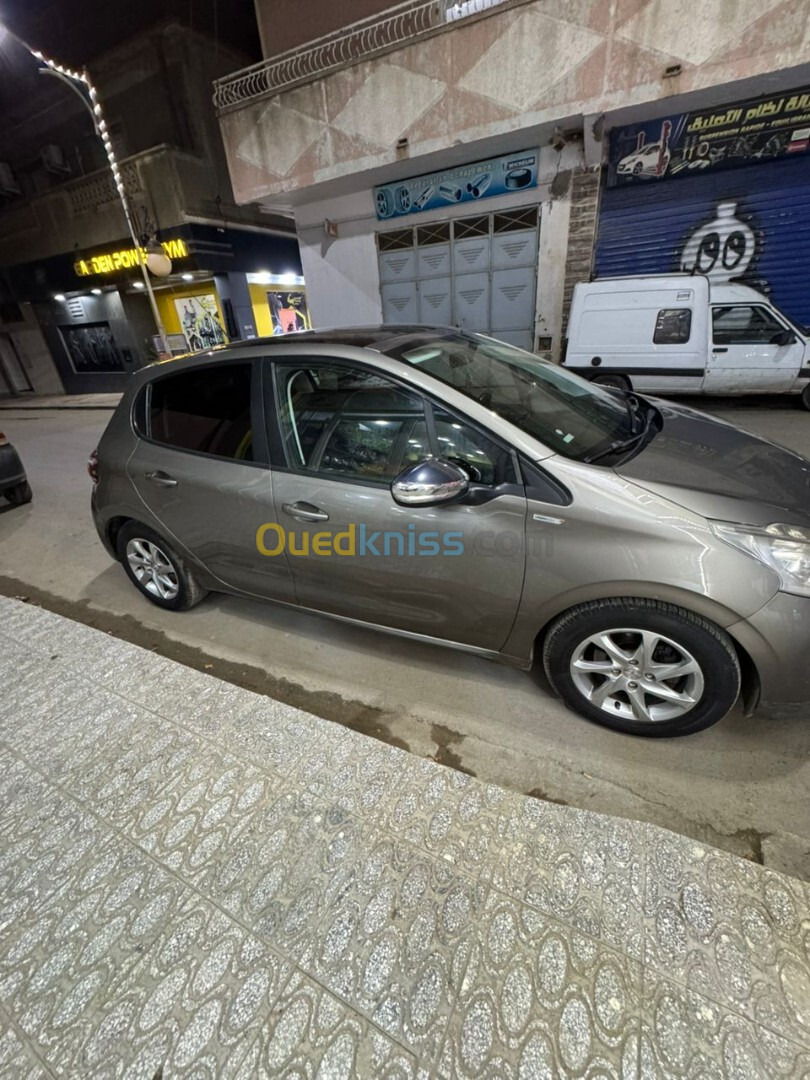 Peugeot 208 2013 Urban Soul