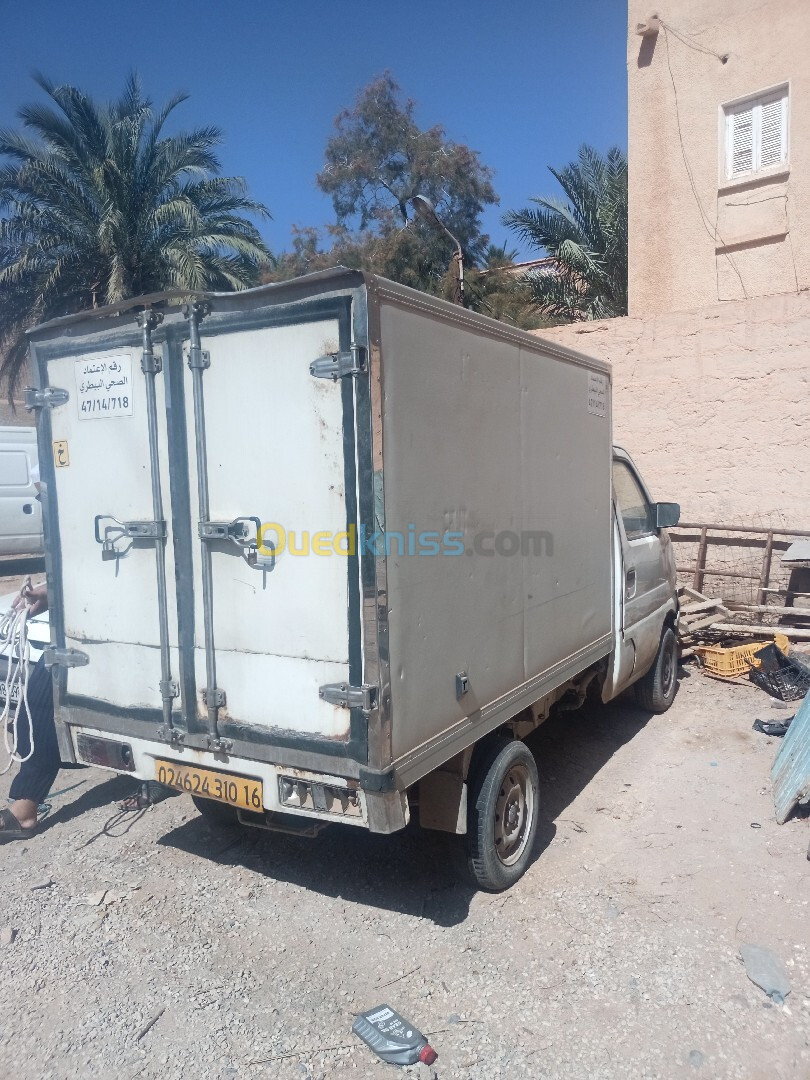 DFSK Mini Frigo 2010 2m30