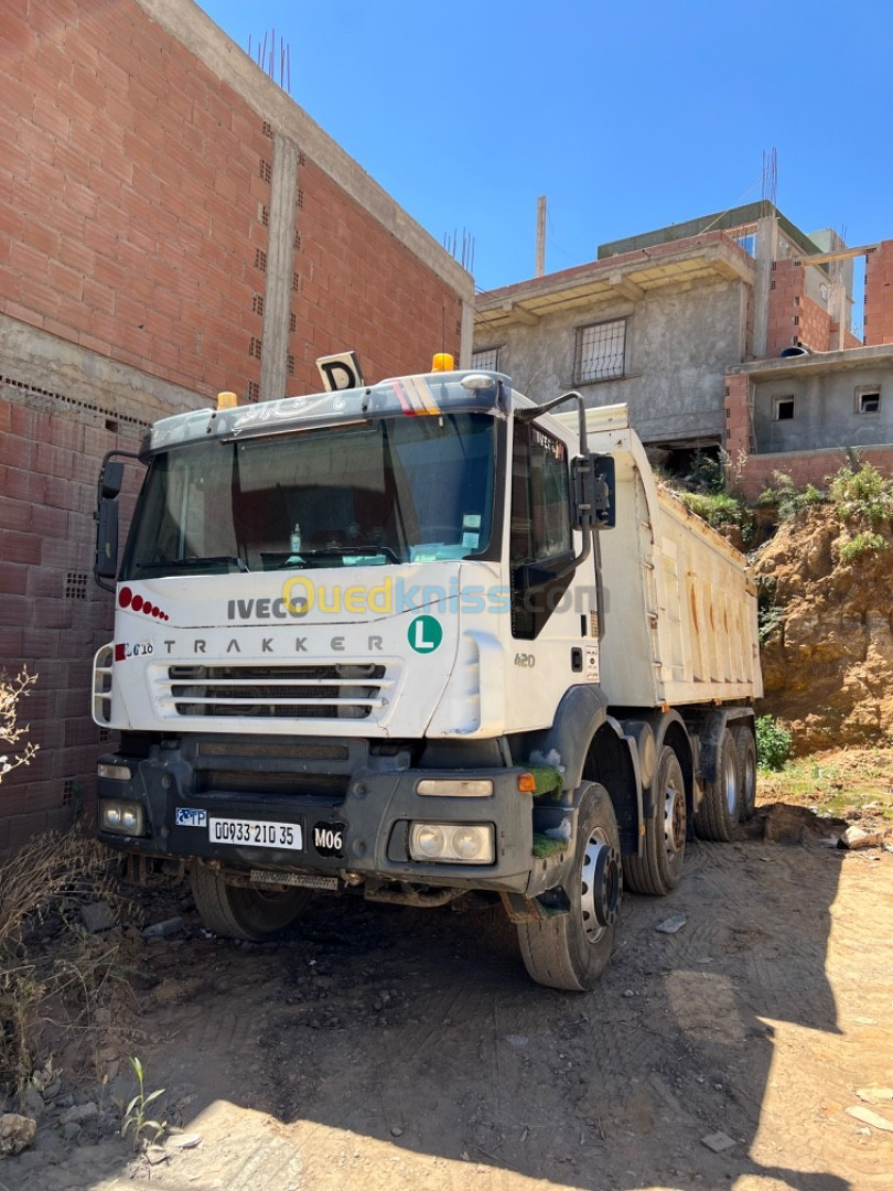 Iveco Trakker 420 8*4 2010