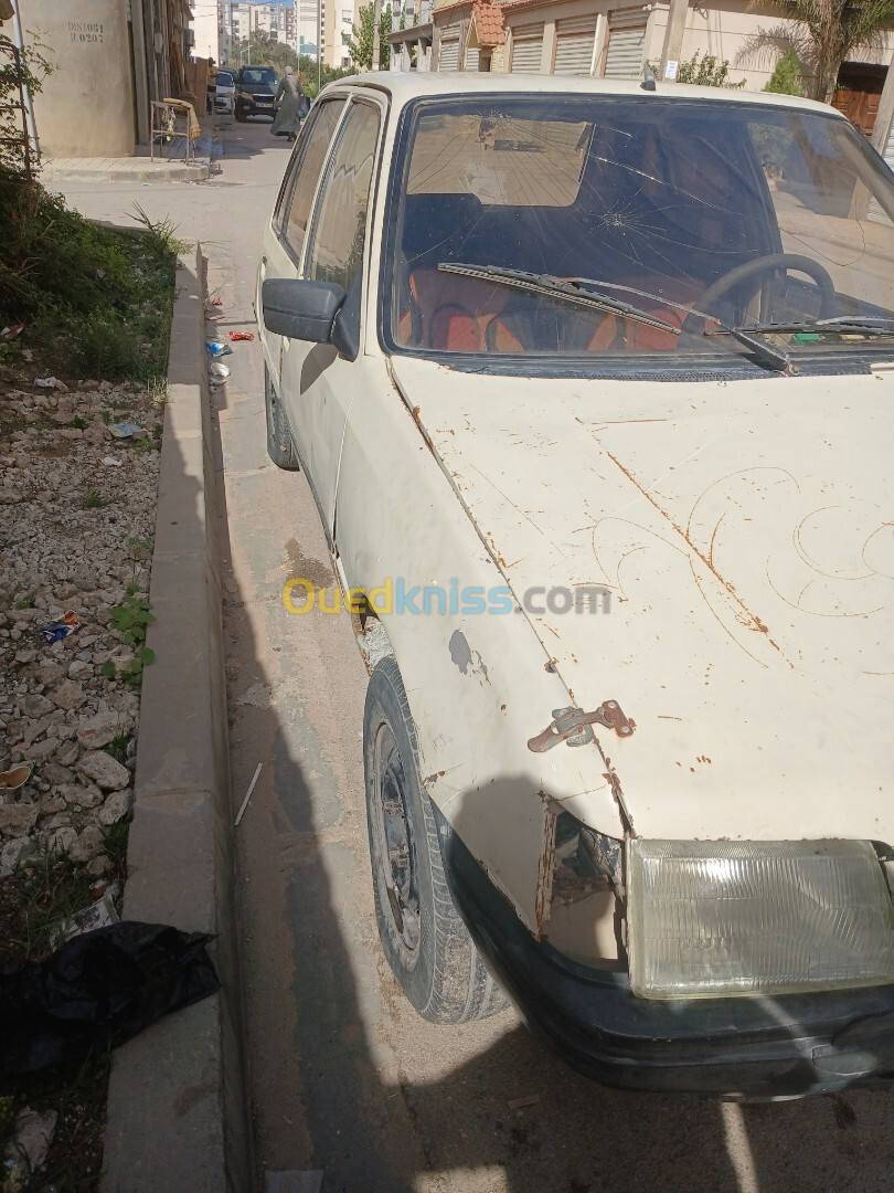 Peugeot 205 1985 205