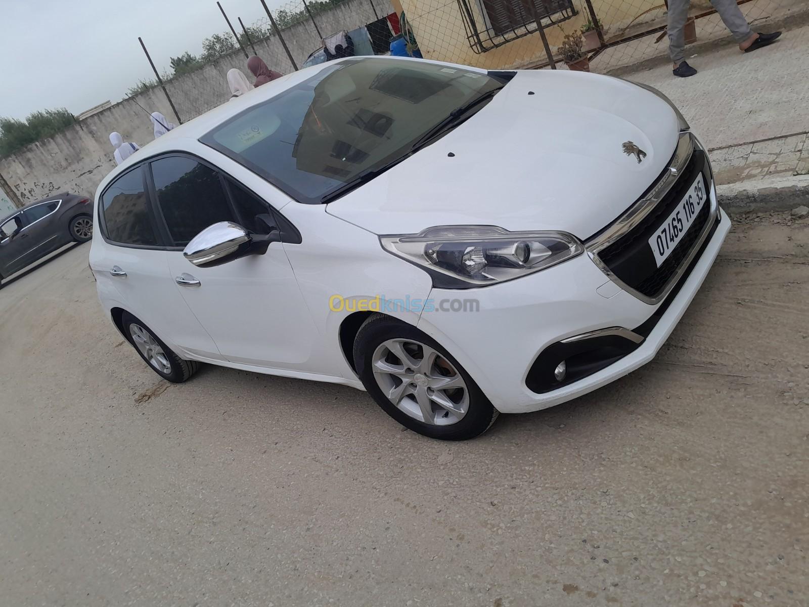 Peugeot 208 2016 208