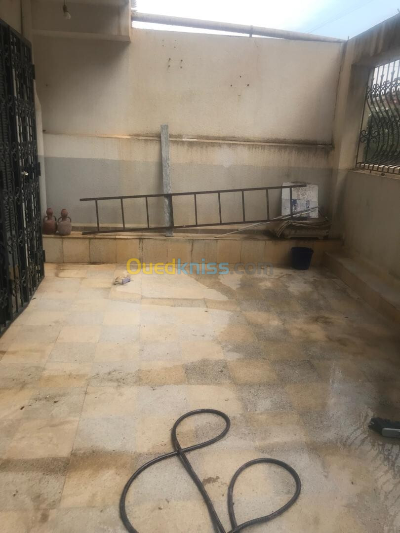 Location Niveau De Villa F5 Alger Ain naadja