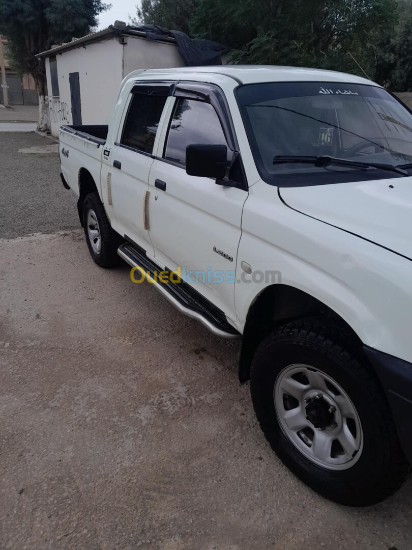 Mitsubishi L200 2004 