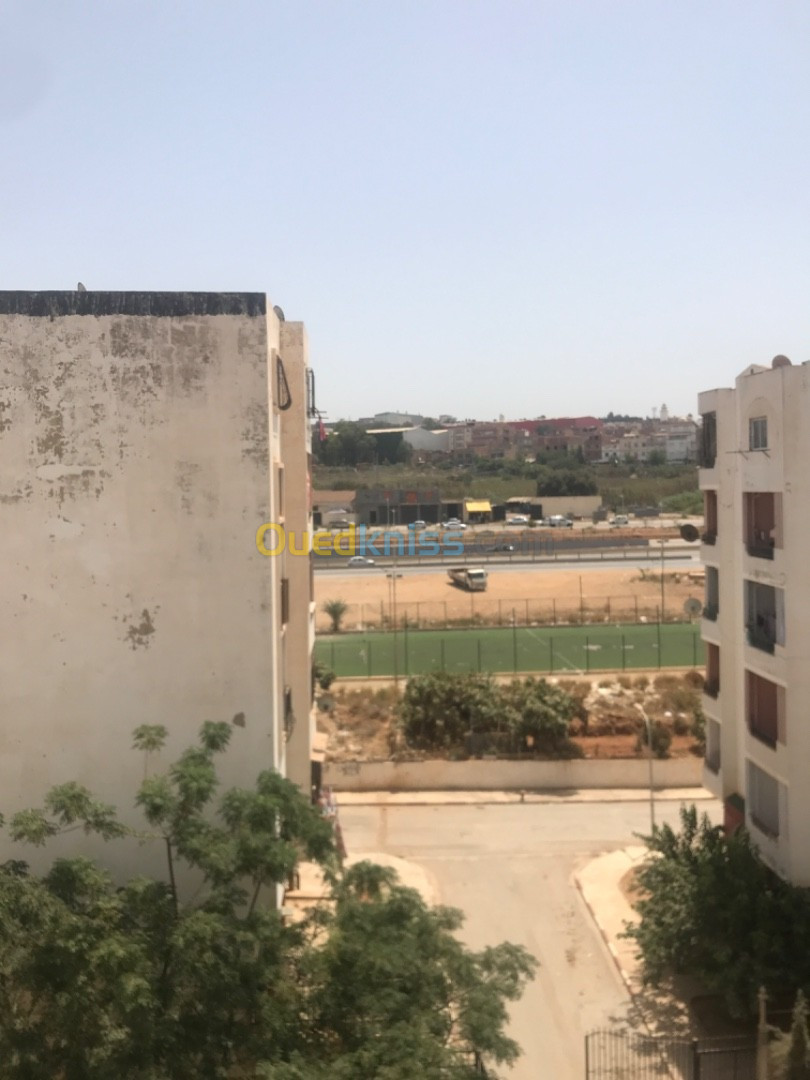 Echange Appartement F4 Tipaza Bou ismail