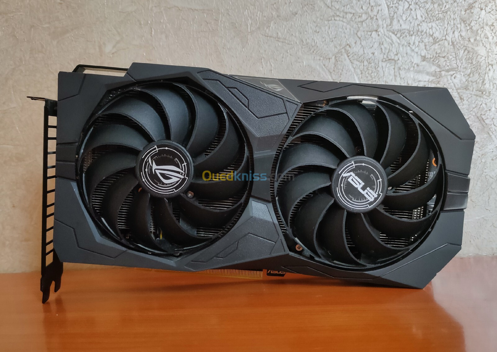 GTX 1660 SUPER ASUS ROG STRIX 