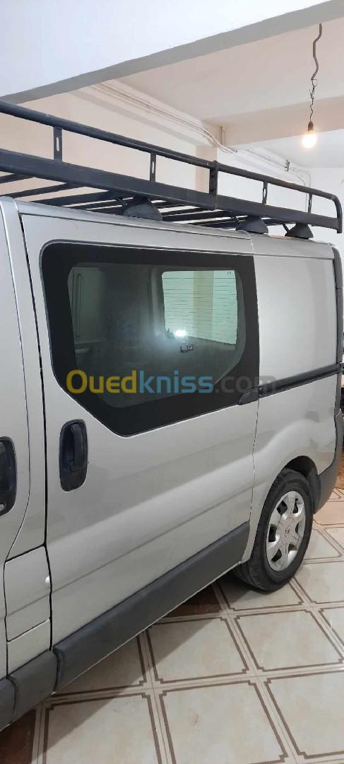 Renault trafic 2015 