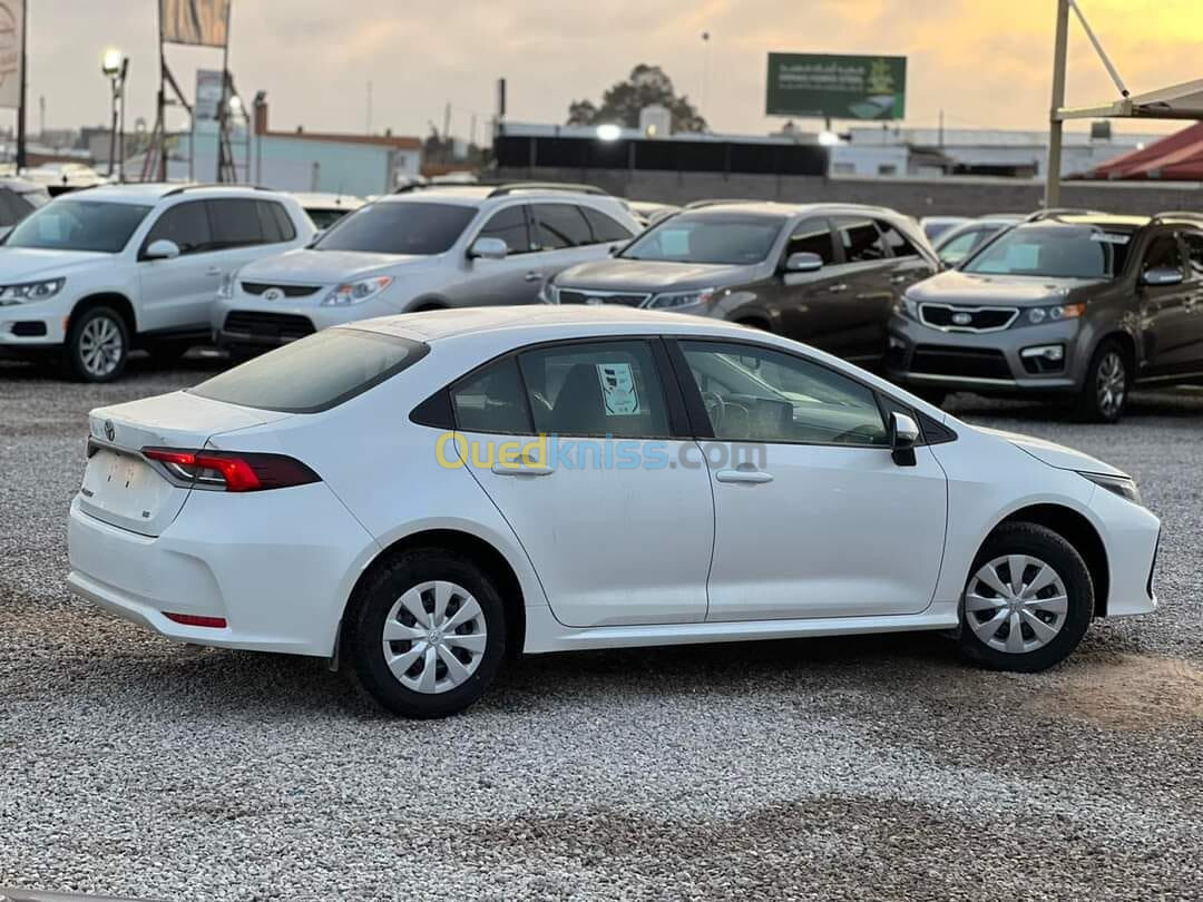 Toyota Corolla 2024 1.6 luxury