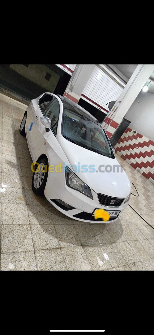 Seat Ibiza 2012 Fully +Toit ouvrant