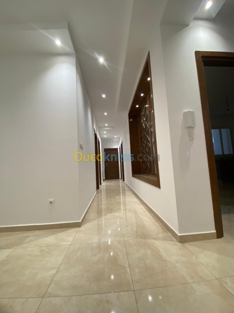 Vente Appartement F5 Alger Cheraga