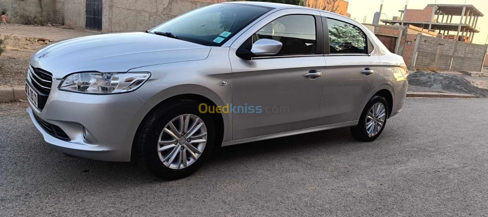 Peugeot 301 2013 Allure