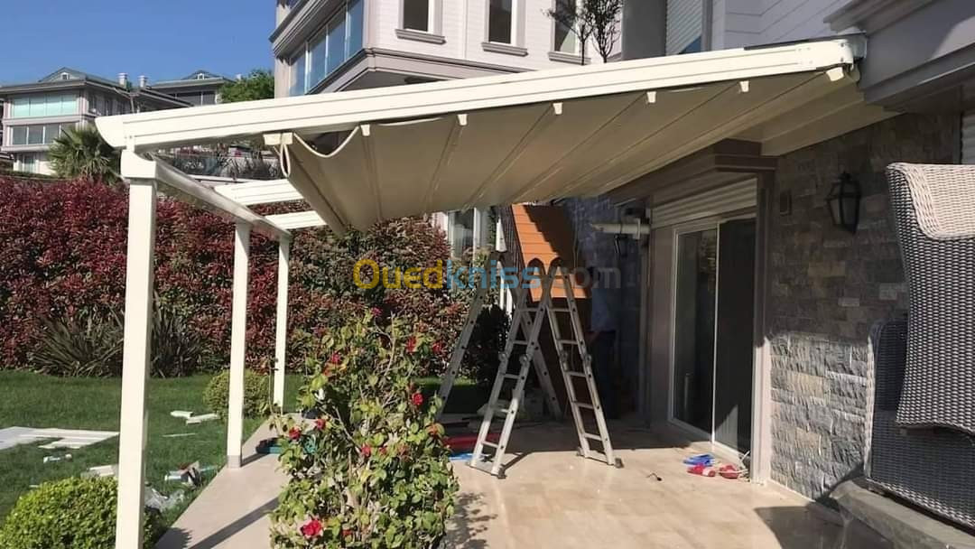 PERGOLA EN Bâche  RETRACTABlE