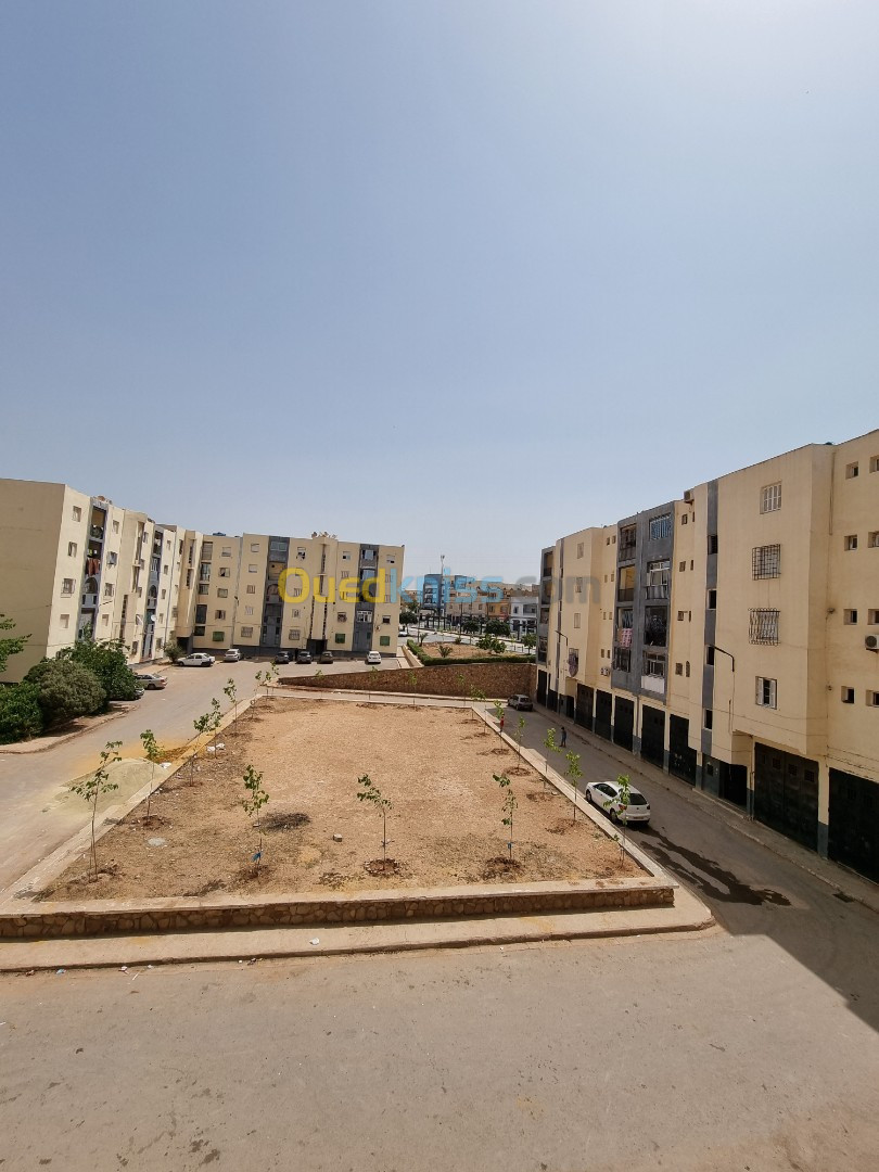 Location vacances Appartement F4 Mostaganem Mostaganem