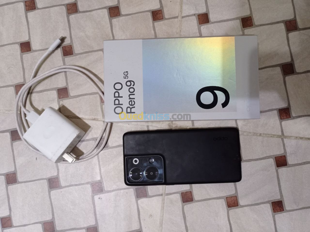 Oppo Reno 9 5G