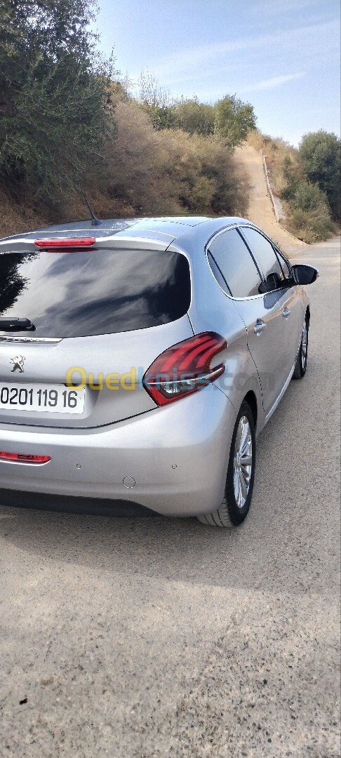 Peugeot 208 2019 Allure Facelift