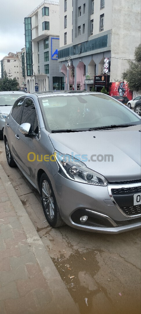 Peugeot 208 2019 Allure Facelift