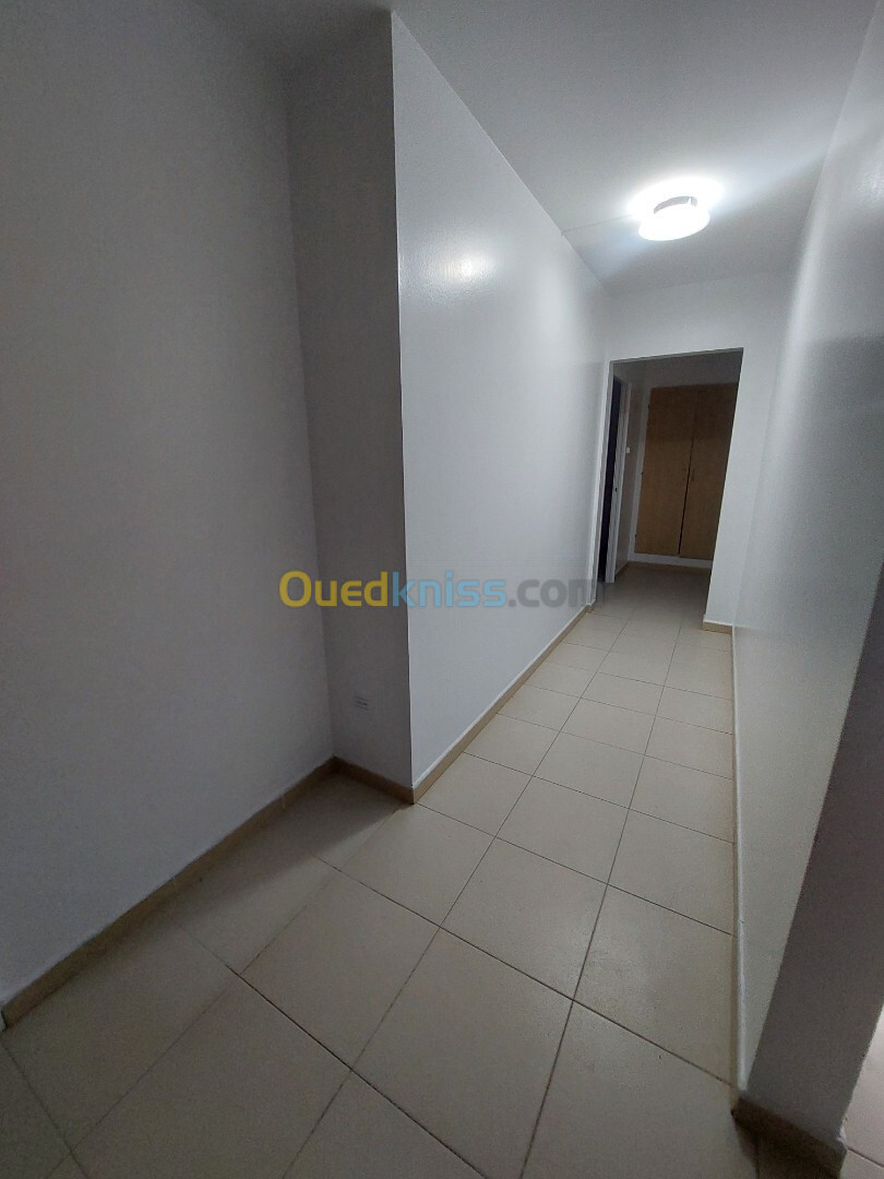 Vente Appartement F3 Alger Dely brahim