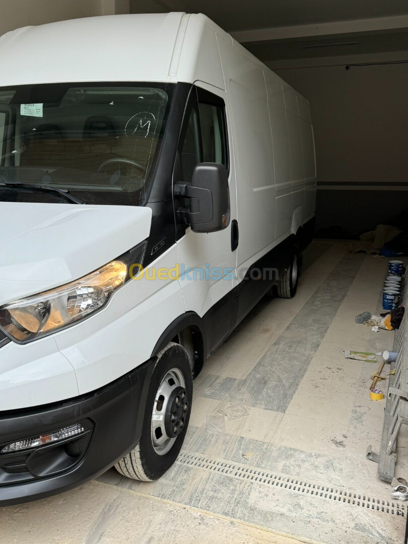 Iveco C15 2021