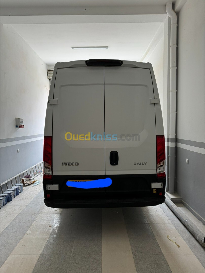 Iveco C15 2021